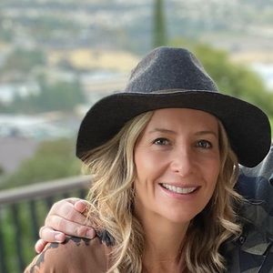 Meet your Posher, Tara